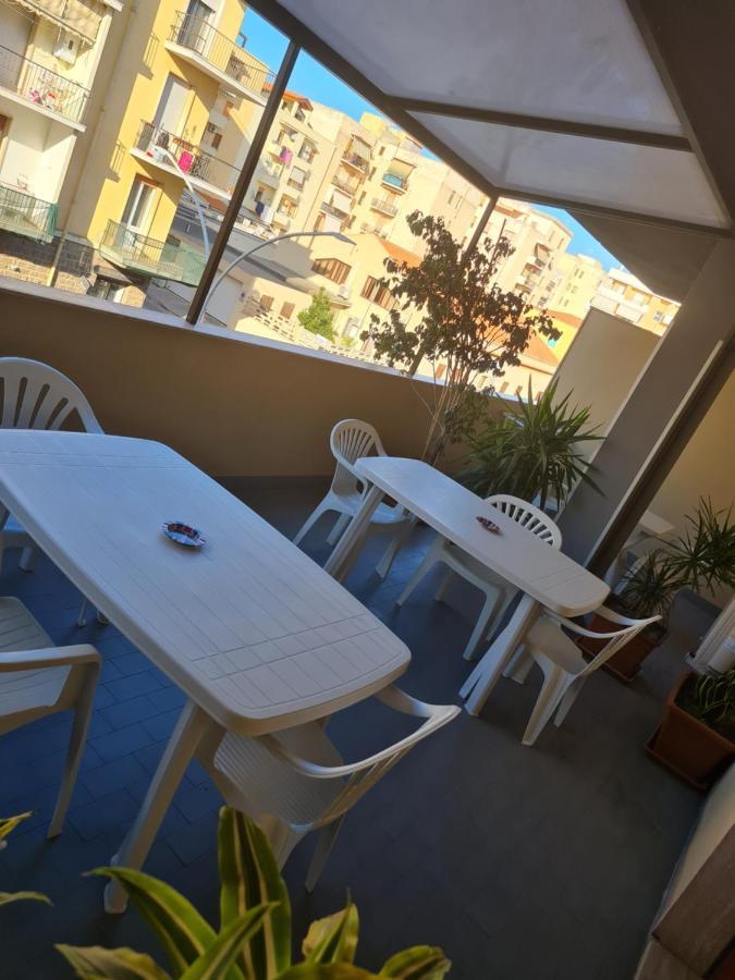 Monti Guest House Alghero Exterior foto